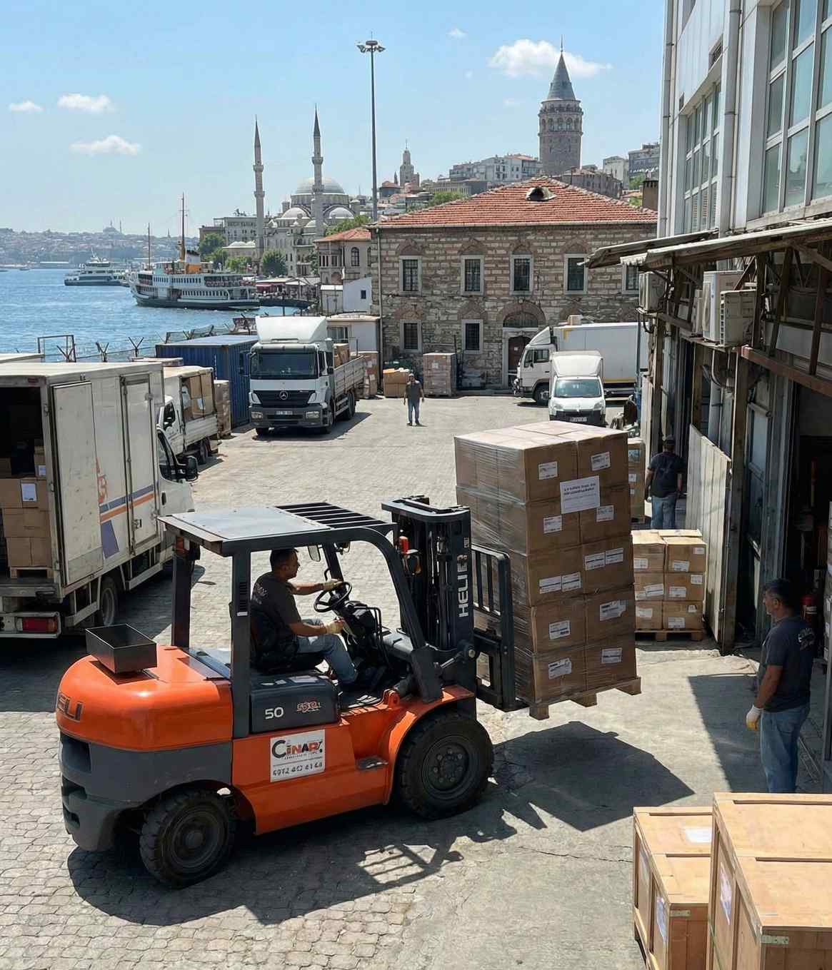 Akülü forklift modeli